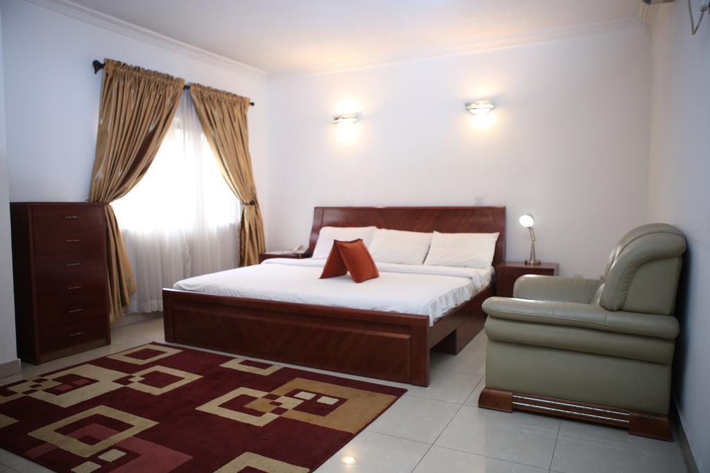 The Habitat Suites International Lagos Room photo